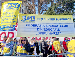 Румъния - Букурещ - образование - протест