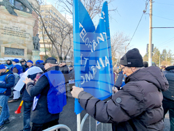 Румъния - Букурещ - образование - протест