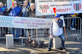 Румъния - Букурещ - образование - протест