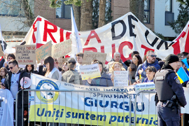 Румъния - Букурещ - образование - протест