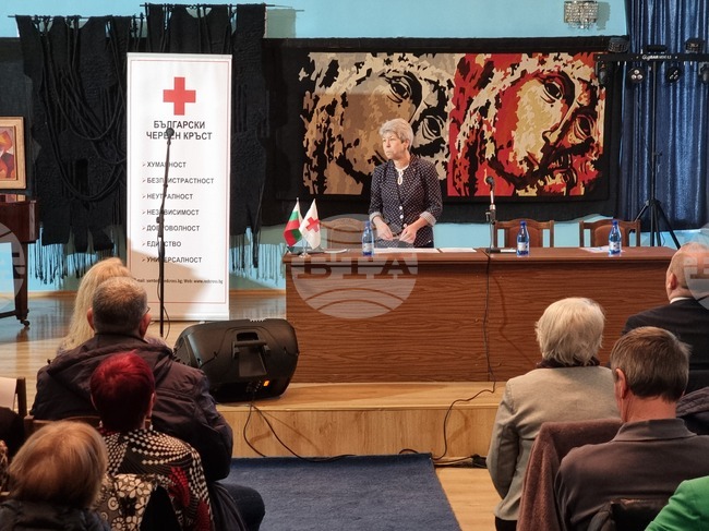 Областната червенокръстка организация в Ямбол е сред водещите в страната, заяви доц. Христо Паунов от Националния съвет на БЧК