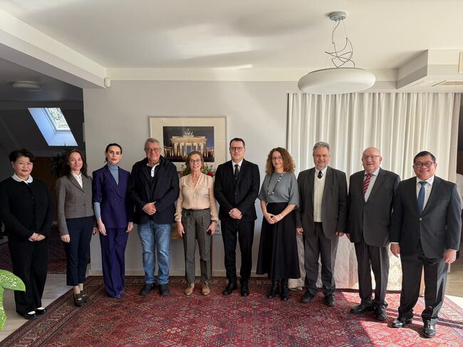 Проф. Христо Пимпирев запозна посланици с историята на българските дейности в Антарктида