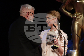 Театрални награди "ИКАР"