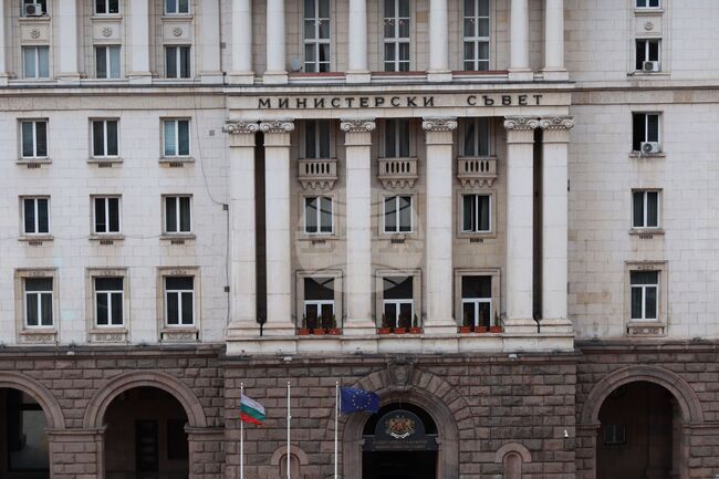 Премиерът Андрей Гюров свиква Съвета по сигурността в 13:00 часа