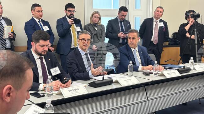 България е на прага да завърши ключови етапи от изграждането на Вертикалния газов коридор на своя територия, каза Трайчо Трайков 