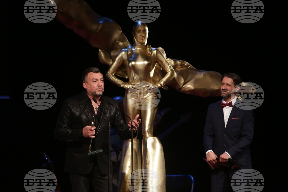 Театрални награди "ИКАР"