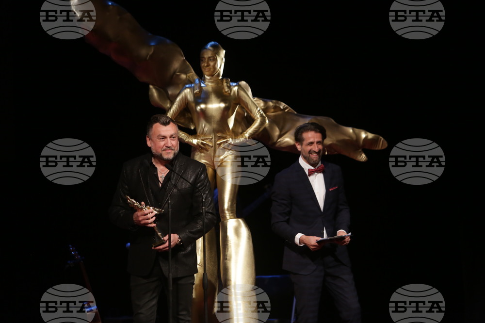 Театрални награди "ИКАР"