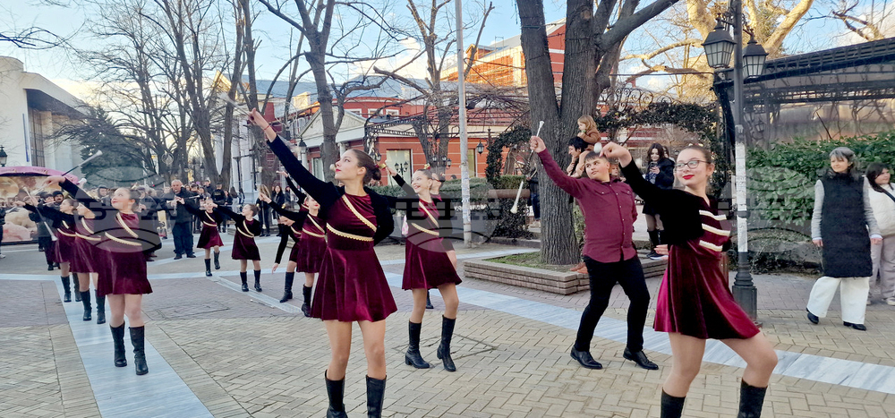 Хасково - училище - пролетен карнавал