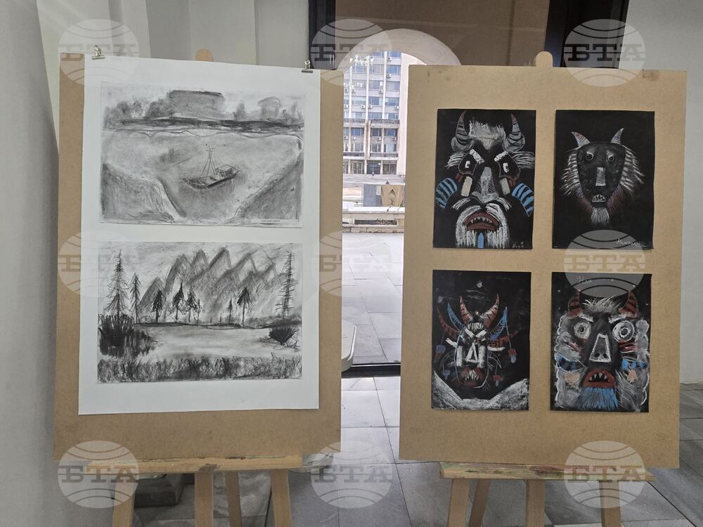 Добрич - ученическа изложба - "Графични диалози"