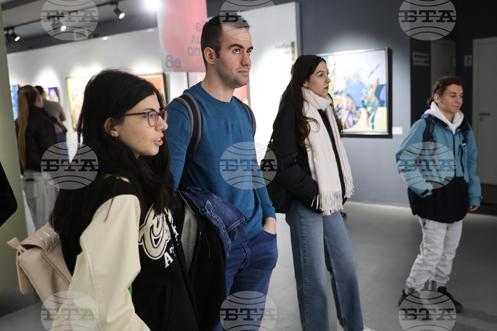 Пловдив - студенти от Академията за музикално, танцово и изобразително изкуство „Проф. Асен Диамандиев“ - дискусия