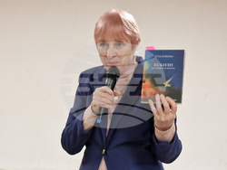 Шумен - Роза Боянова  - Народно читалище "Добри Войников-1856"