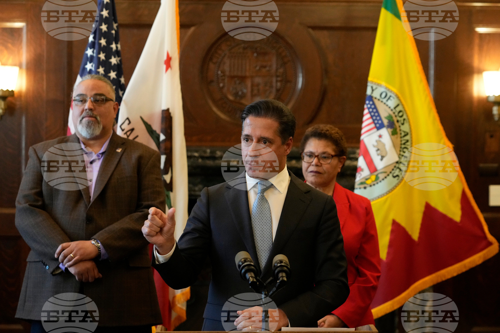 Los Angeles Schools-Federal Raid