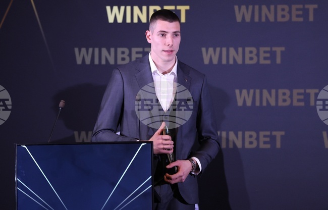 Божидар Саръбоюков: "Нaдявам се да радвам всички българи още дълги години"