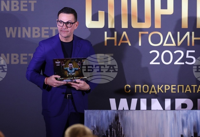 Националният тим на България по волейбол за мъже е отбор на годината, Джанлоренцо Бленджини е номер 1 при треньорите