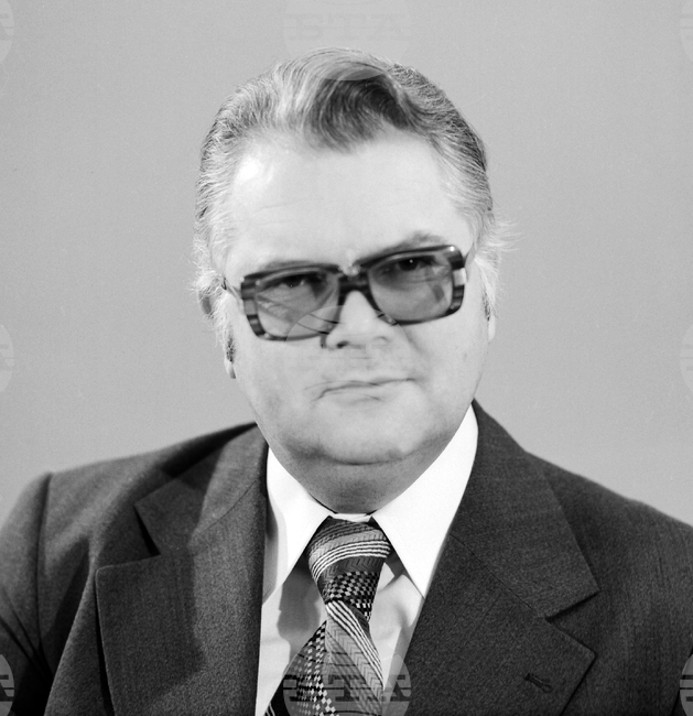 Проф. Кирил Стефанов, композитор и диригент