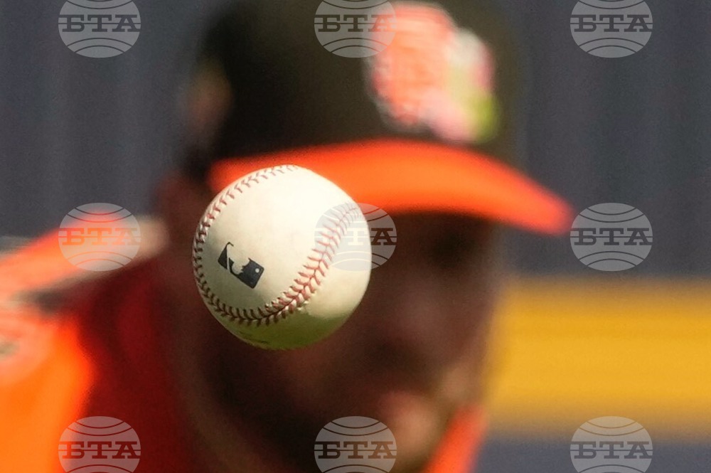 Giants Brewers Spring Baseball