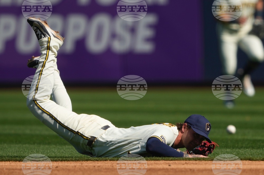 Giants Brewers Spring Baseball