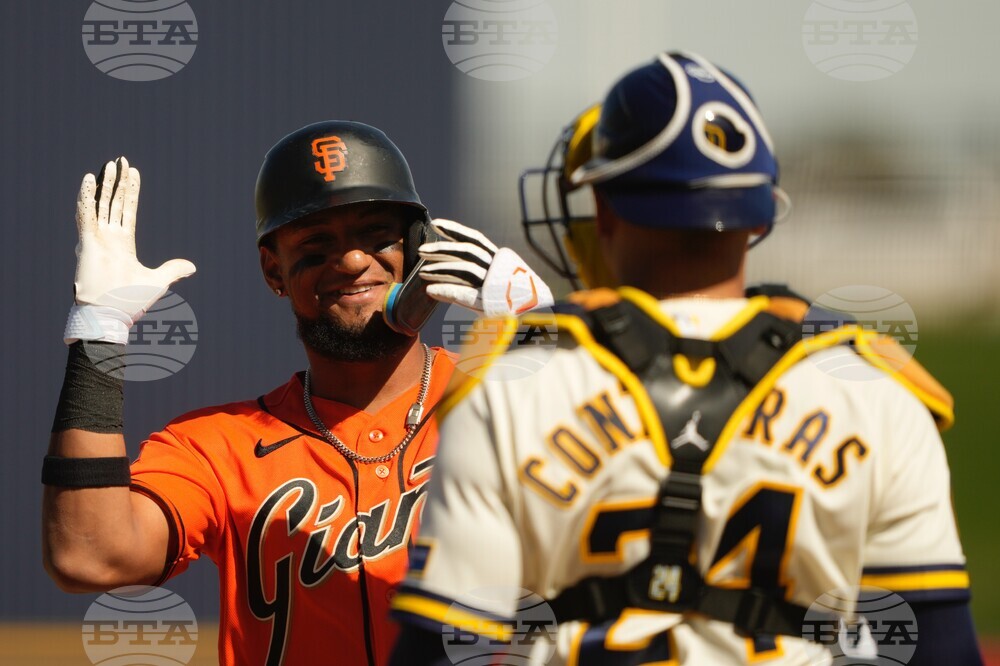 Giants Brewers Spring Baseball