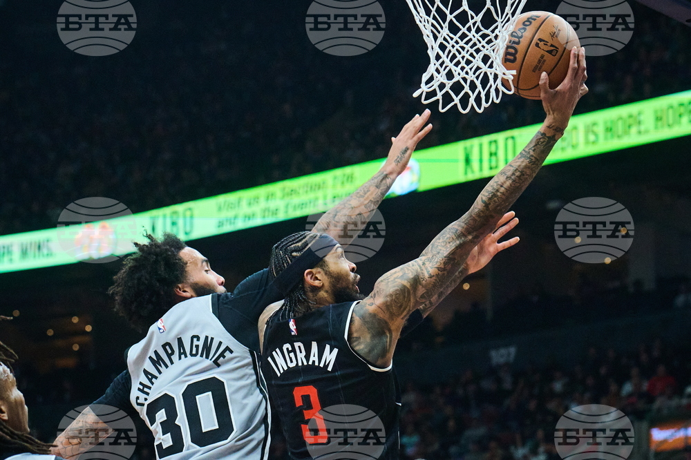 Spurs Raptors Basketball