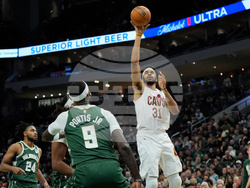 Cavaliers Bucks Basketball