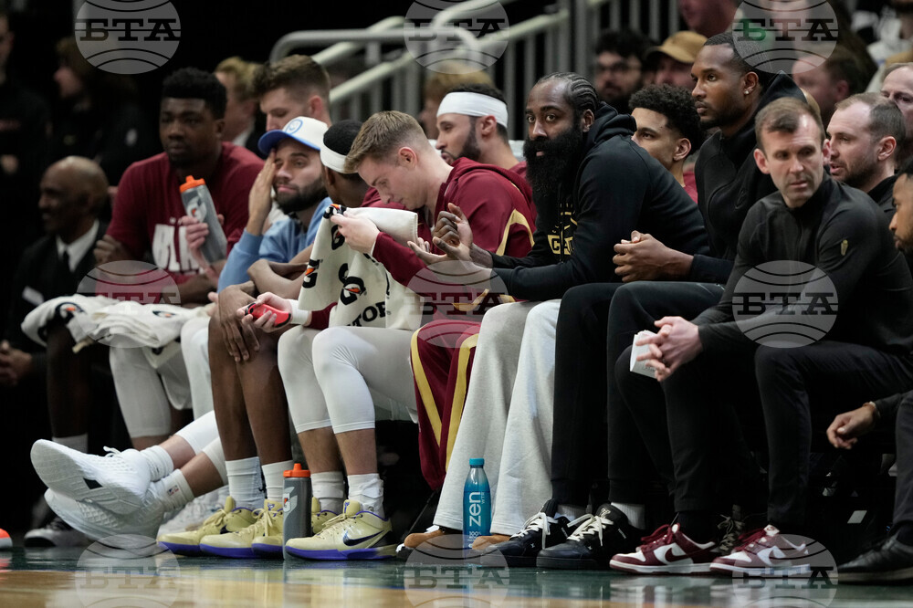 Cavaliers Bucks Basketball