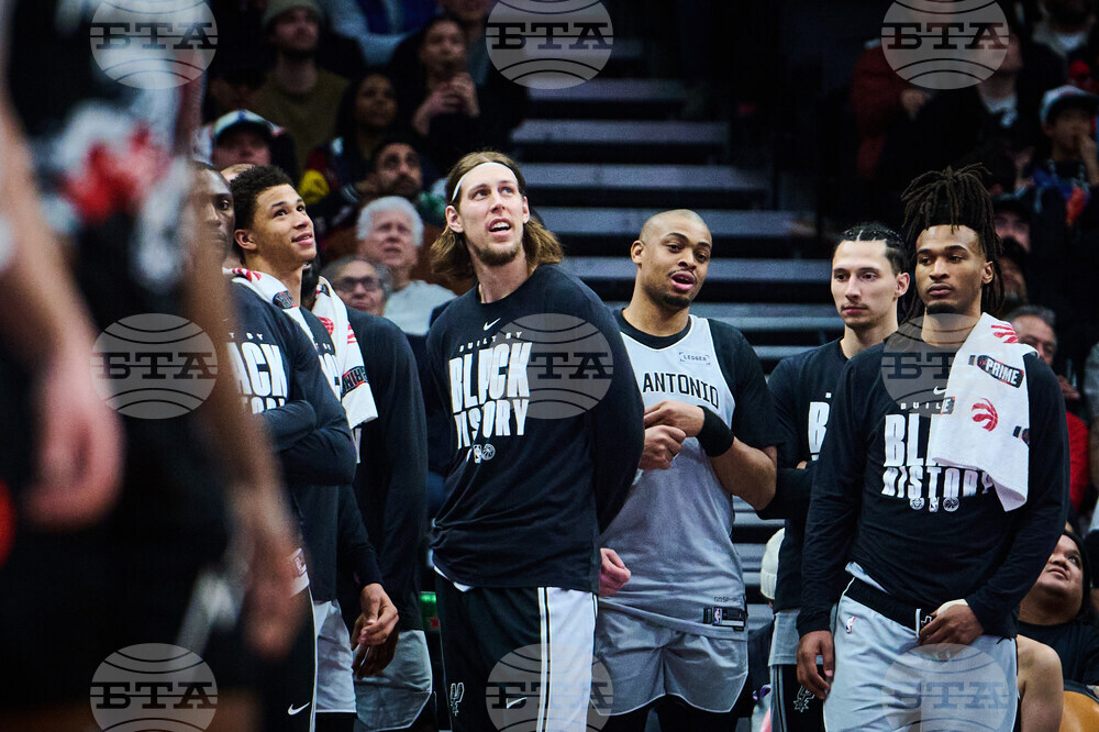 Spur Raptors Basketball