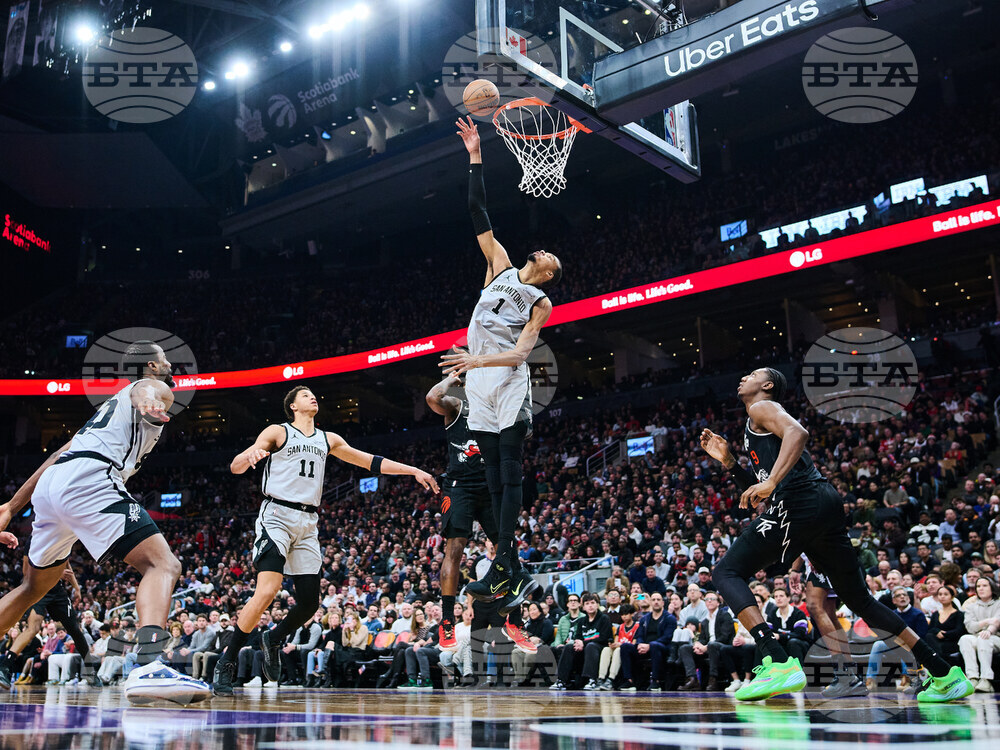 Spur Raptors Basketball