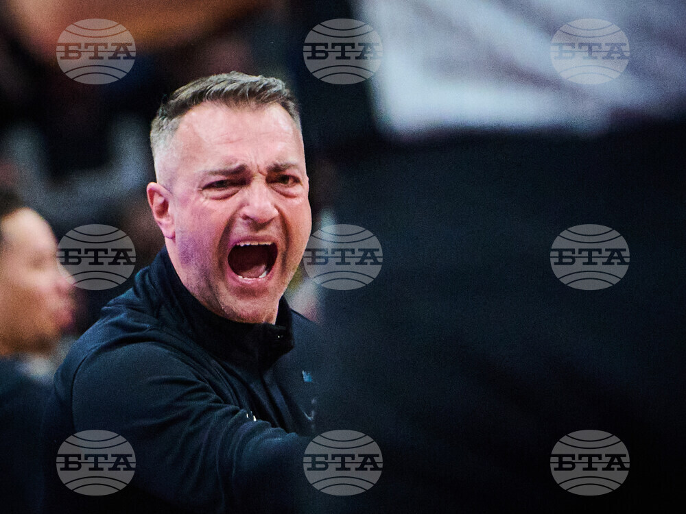 Spur Raptors Basketball