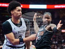 Spur Raptors Basketball