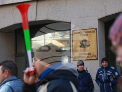 Протест пред сградата на Висшия съдебен съвет