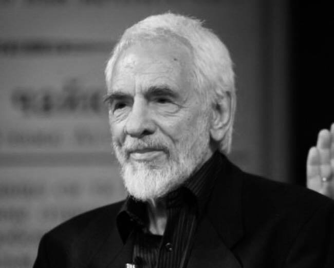 Asen Shopov, Grand Old Man of Bulgaria's Stage Direction, Dies at 93