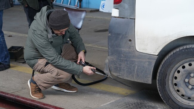 Екологично сдружение "За Земята": Шокиращо замърсяващи автомобили законно минават ГТП заради пропуски в нормативите