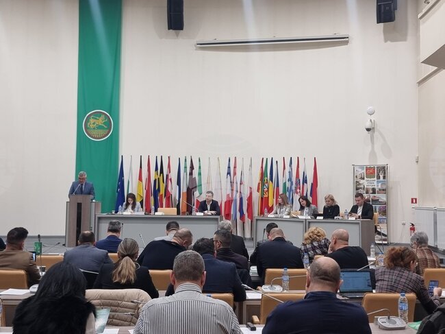 Общинските съветници в Стара Загора одобриха индексирана на заплатите на кметовете на кметств