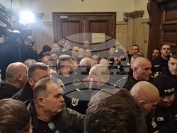 Протест под наслов „Сарафов вън“