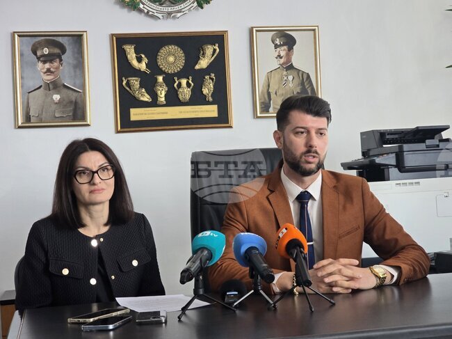 Обвинени за телефонни измами са задържани след съвместната работа на разследващ екип от български и румънски власти