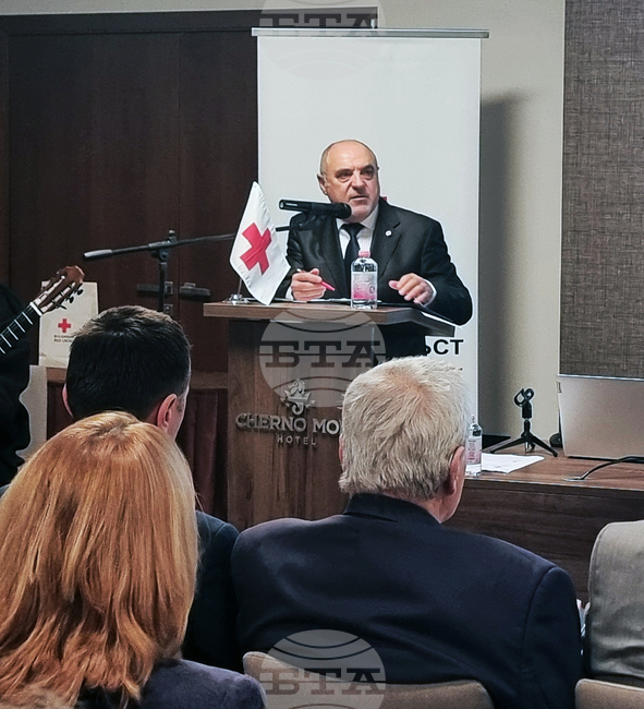 През тази година БЧК – Варна ще разшири обхвата на обученията по първа долекарска помощ, каза Петър Радушев