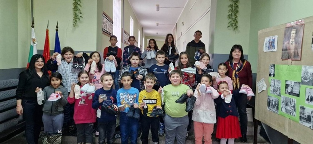 Нова пратка с дарения от Сдружение “Българка – Чикаго“ пристигна в България