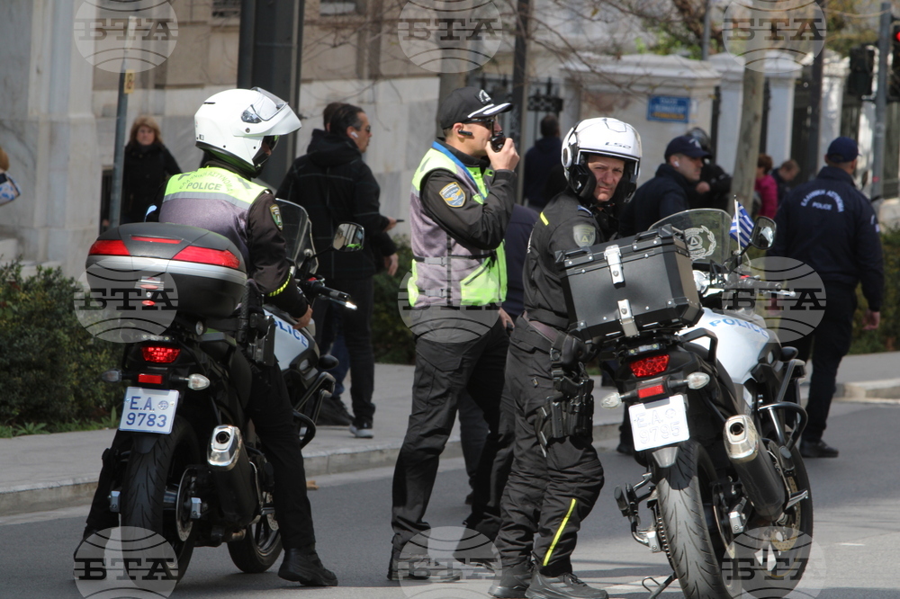 Гърция - Атина - шествие - годишнина от влаковата катастрофа в Темпе