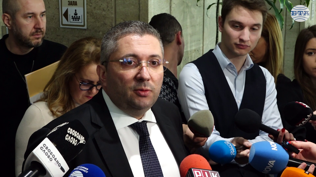 Ударно върви уведомяване по ВиК дружествата в страната за увеличаване на цената на водата от 1 март, каза депутатът Николай Нанков от ГЕРБ-СДС