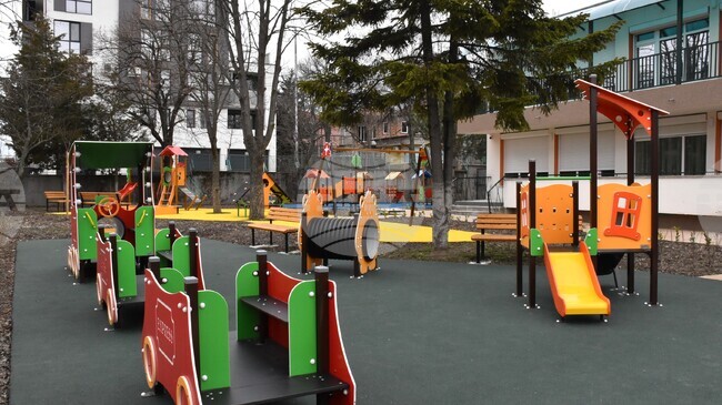 От днес могат да се подават електронни заявления за прием в детските градини и яслените групи в община Хасково 