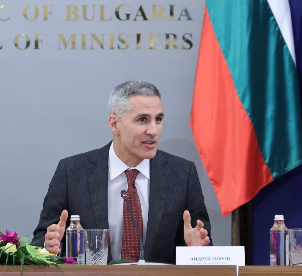 Премиерът Гюров към областните управители: Очаквам от Вас безпристрастност и максимално добра организация за честни и прозрачни избори