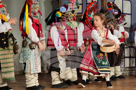 Ямбол - маскараден фестивал „Кукерландия“ – детски фолклорен празник