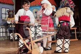 Ямбол - маскараден фестивал „Кукерландия“ – детски фолклорен празник