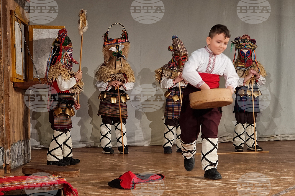 Ямбол - маскараден фестивал „Кукерландия“ – детски фолклорен празник