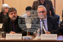 „Образованието - ключ към историческата памет, родолюбието и просветеното общество“ - кръгла маса