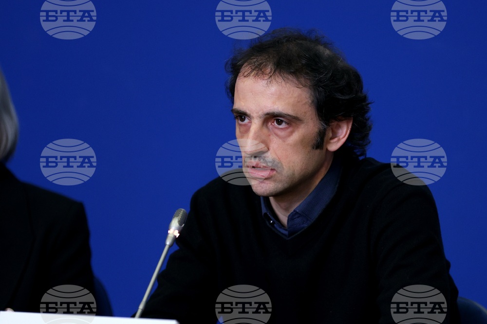 Националния пресклуб на БТА  София - Институт по философия и социология при БАН - "Общественото мнение за критичните и стратегическите суровини: доминиращи нагласи и основни послания" - пресконференция