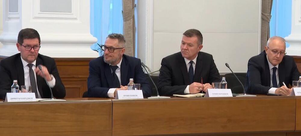 Областният управител Огнян Обрешков участва в среща при премиера Андрей Гюров за подготовката на изборите