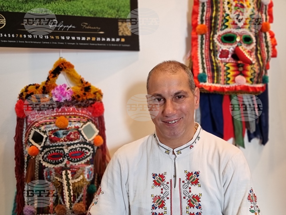 Ямбол - изложба с кукерски маски "Лицата на традицията"