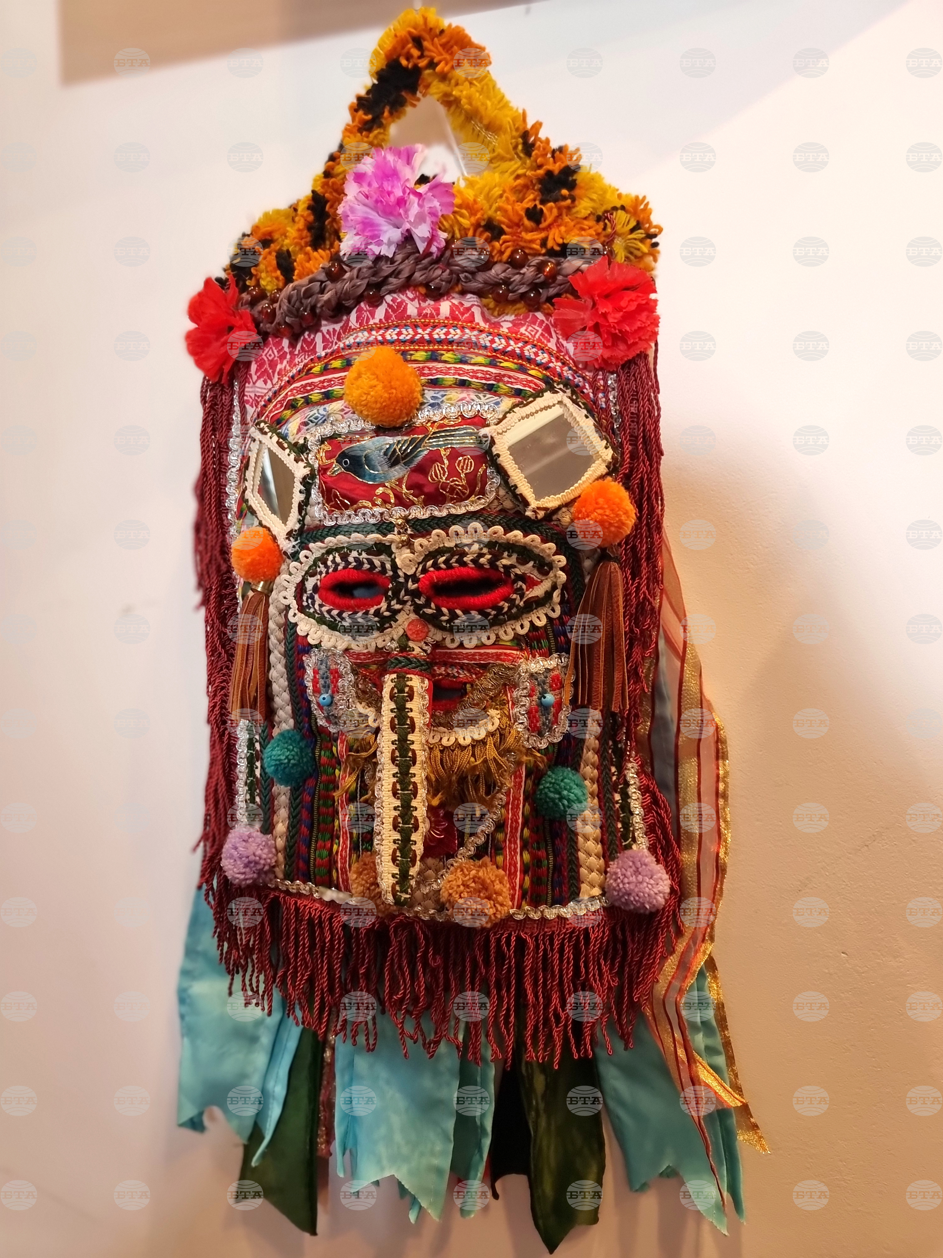 Ямбол - изложба с кукерски маски "Лицата на традицията"