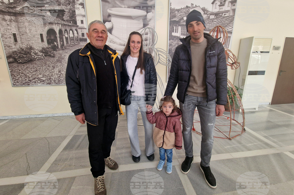 Троян - Милена Тодорова и Владимир Илиев - награждаване